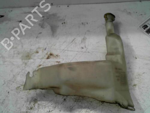 Used Windscreen washer tank RENAULT MASTER II Van (FD) 2.5 dCi 120 (FD0M, FD0U, FD0W, FD2M, FD2W, FD3M, FD3U,... (115 hp) 28766056