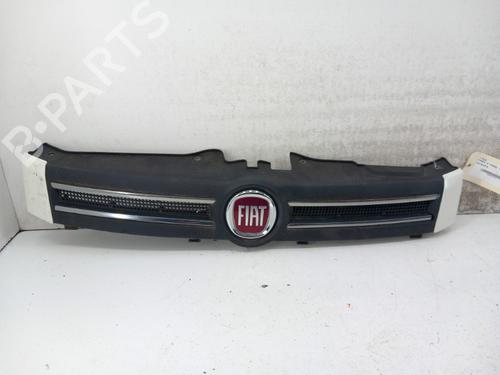 Used Grille FIAT PANDA (169_) 1.2 (169.AXB11, 169.AXB1A) (60 hp) 28734403