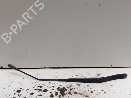 Used Front windshield wiper arm ALFA ROMEO MITO (955_) 1.3 MultiJet (955AXP1A, 955AYC1A) (95 hp) 28766936