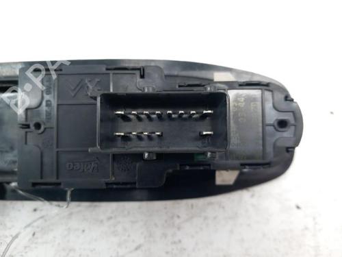 Left front window switch PEUGEOT 208 I (CA_, CC_) 1.6 HDi / BlueHDi 75 | BP28768488I27 