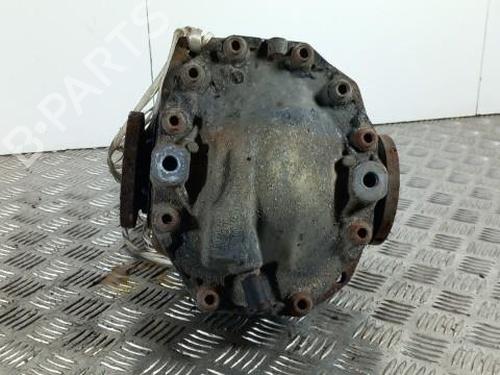 Used Rear differential Rear differential MERCEDES-BENZ CLK (C208) CLK 320 (208.365) (218 hp) 28741349 28741349