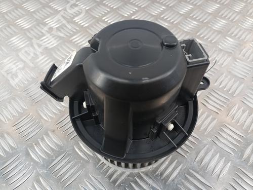 Varmeblæser RENAULT TWINGO III (BCM_, BCA_) 1.0 SCe 70 (BCMB) (69 hp) 28745092