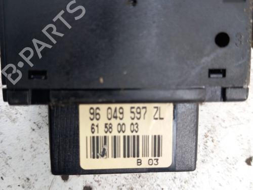 Steering column stalk PEUGEOT 206 Hatchback (2A/C) 1.1 i | BP28738274I23