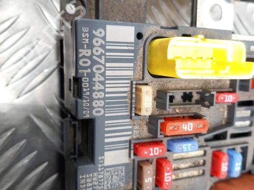 Fuse box CITROËN C4 Picasso I MPV (UD_) 1.6 HDi | BP28782348E1