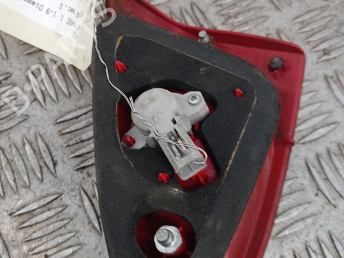Used Left tailgate light Left tailgate light ALFA ROMEO 147 (937_) 1.9 JTD (937.AXD1A, 937.BXD1A, 937.AXV1A, 937.BXB1A,... (115 hp) 33304616 33304616