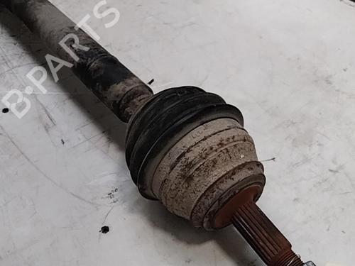 Used Right front driveshaft Right front driveshaft VW GOLF III (1H1) 1.9 D (64 hp) 28786880 28786880