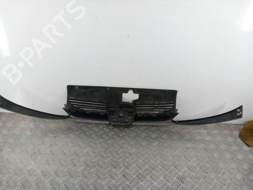 Grill PEUGEOT 206 Hatchback (2A/C) 1.9 D | BP29412240C40 