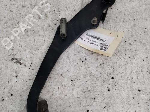 Used Clutch pedal DACIA SANDERO II 1.0 SCe 75 (B8JC, B8JD, B8NC) (73 hp) 28734161