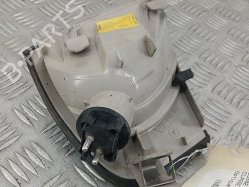 Used Left front indicator Left front indicator MERCEDES-BENZ C-CLASS (W202) C 180 (202.018) (122 hp) 30144544 30144544