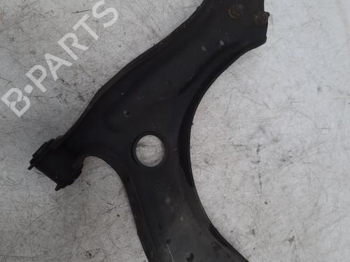 Used Left front suspension arm AUDI A1 Sportback (8XA, 8XF) 1.6 TDI (90 hp) 28790025