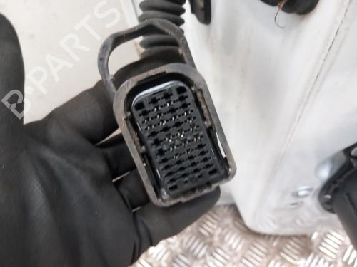 Used Right front door Right front door RENAULT SCÉNIC III (JZ0/1_) 1.5 dCi (JZ02, JZ0R) (95 hp) 31174517 31174517