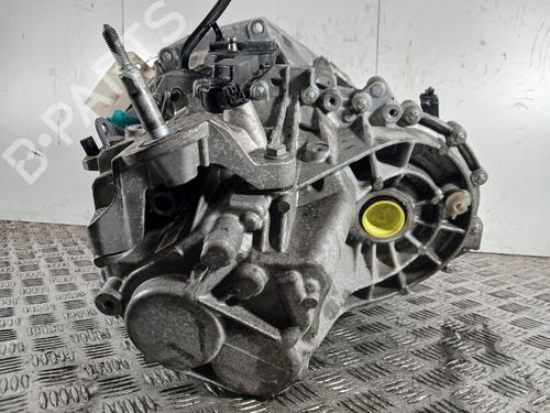 gearbox-renault-clio-v-b7_-2019-33334141 main image