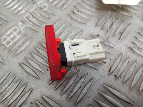 Used Warning switch Warning switch CITROËN C1 (PM_, PN_) 1.0 (68 hp) 38745035 38745035