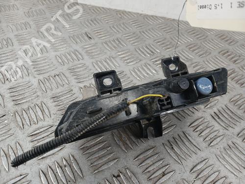 Used Right daytime light Right daytime light 38920580 38920580