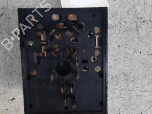 Commande de phare OPEL ZAFIRA A MPV (T98) 2.0 DTI 16V (F75) (101 hp) 28750117
