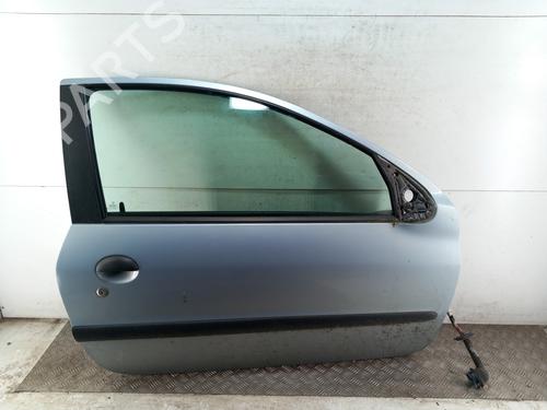 Used Right front door PEUGEOT 206 Hatchback (2A/C) 1.6 16V (109 hp) 28738732