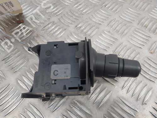 Used Switch Switch RENAULT SCÉNIC II (JM0/1_) 1.5 dCi (JM1E, JM16) (106 hp) 28744362 28744362