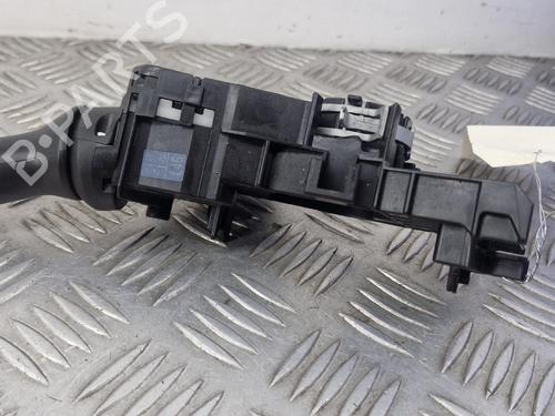 Used Switch Switch TOYOTA YARIS (_P13_) 1.0 (KSP130_, KSP130) (69 hp) 39582072 39582072