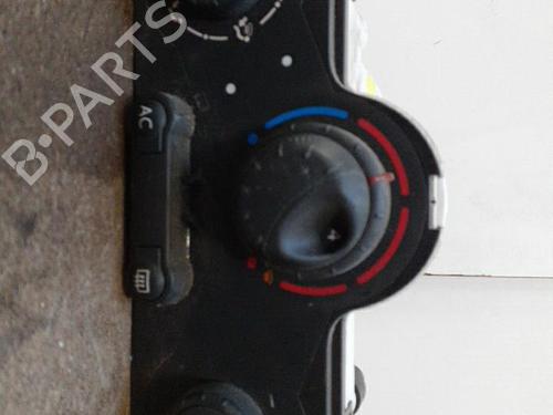 Used Climate control RENAULT CLIO III (BR0/1, CR0/1) 1.5 dCi (C/BR0G, C/BR1G) (68 hp) 28754423