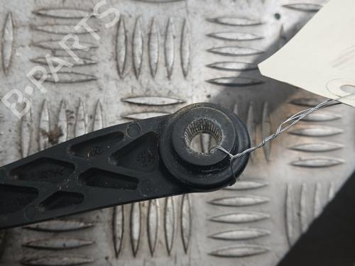 Used Front windshield wiper arm Front windshield wiper arm FIAT PUNTO EVO (199_) 1.2 (65 hp) 33946823 33946823