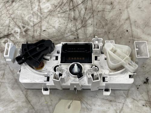 Used Climate control Climate control PEUGEOT 1007 (KM_) 1.4 HDi (68 hp) 28747403 28747403