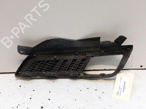 Used Grille NISSAN MICRA III (K12) 1.2 16V (65 hp) 28794194