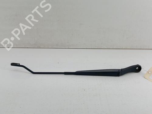 Used Front windshield wiper arm Front windshield wiper arm 28773664 28773664