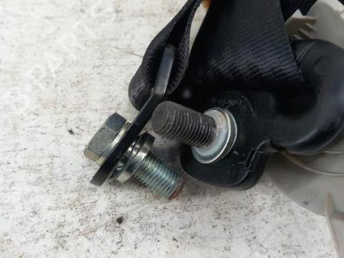 rear-left-seatbelt-fiat-idea-350_-2003-28768097 main image