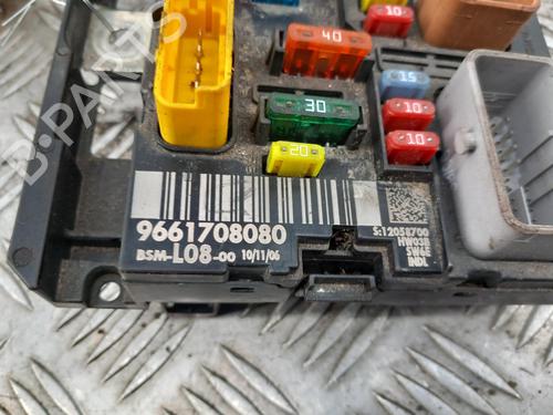 Used Fuse box Fuse box 36863046 36863046