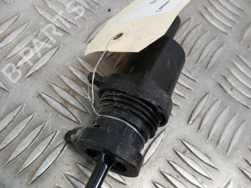 washer-pump-mercedes-benz-cla-coupe-c117-2013-2014-2015-2016-2017-2018-2019-28783052 main image