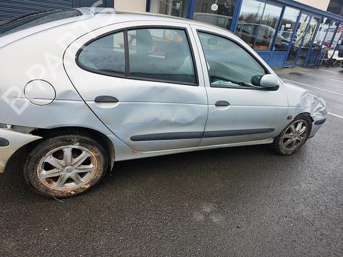 Used Parts RENAULT MEGANE I (BA0/1_)    4667048