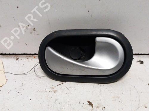 Used Front right interior door handle Front right interior door handle RENAULT TWINGO II (CN0_) 1.2 16V (CN04, CN0B) (75 hp) 28758994 28758994