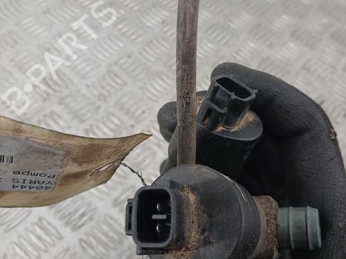 Used Washer pump Washer pump TOYOTA YARIS (_P13_) 1.4 D (NLP130_, NLP130) (90 hp) 31758385 31758385