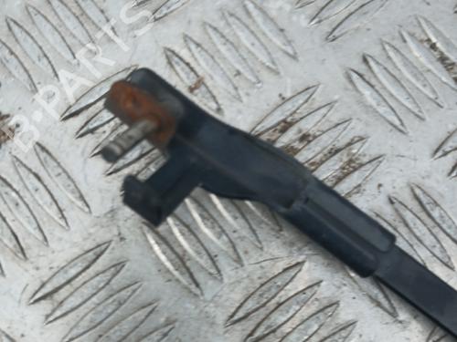 Used Front windshield wiper arm Front windshield wiper arm VW GOLF IV (1J1) 1.9 TDI (130 hp) 36369592 36369592