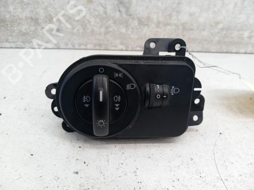 Commande de phare FORD FIESTA V (JH_, JD_) 1.3 (69 hp) 28781461
