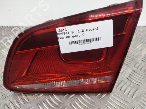 Used Right tailgate light VW PASSAT B7 (362) 1.6 TDI (105 hp) 28737334