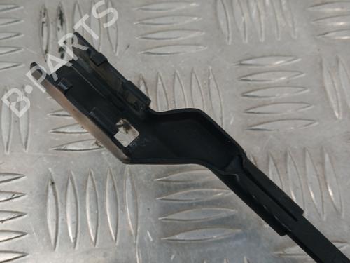 front-windshield-wiper-arm-seat-ibiza-v-kj1-kjg-2017-30392336 main image