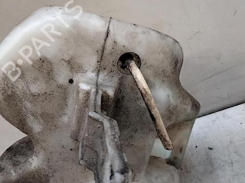 Used Windscreen washer tank ALFA ROMEO 166 (936_) 2.4 JTD (936AXA00, 936A3B00) (150 hp) 28770981