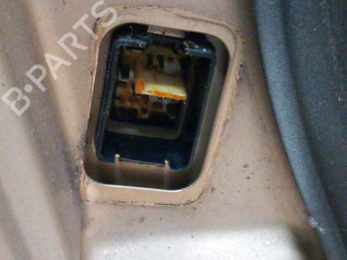 Used Right front door ROVER 25 I Hatchback (RF) 2.0 iDT (101 hp) 28755584