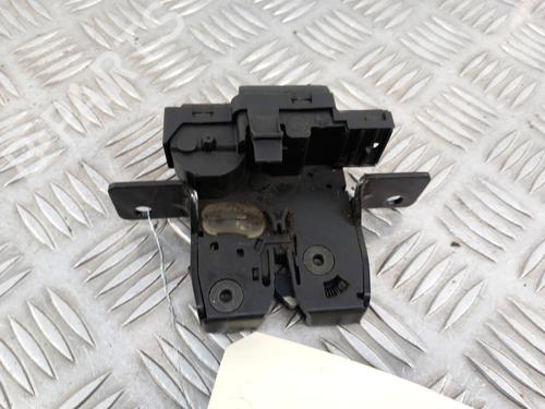 Used Switch Switch RENAULT MEGANE II (BM0/1_, CM0/1_) 1.5 dCi (BM1E, CM1E) (106 hp) 28739920 28739920