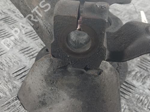 Left front steering knuckle MERCEDES-BENZ VITO Van (W638) 108 CDI 2.2 (638.094) | BP30479390M25