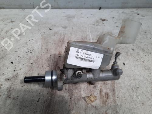 Maître-cylindre TOYOTA RAV 4 II (_A2_) 2.0 D 4WD (CLA20_, CLA21_, CLA20R, CLA21R) (116 hp) 28772282