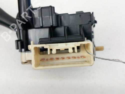 Used Switch TOYOTA YARIS (_P1_) 1.3 (NCP10, SCP12_) (86 hp) 28773359