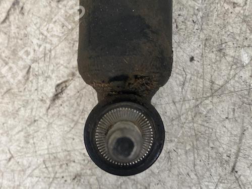 Venstre bak støtdemper RENAULT MEGANE IV Hatchback (B9A/M/N_) 1.5 dCi 110 (B9A3) (110 hp) 28770377