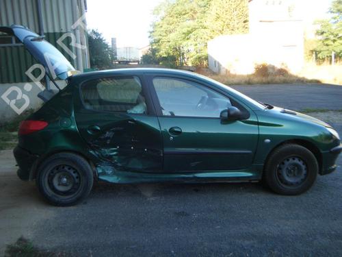 Klamka zewnętrzna drzwi przednich lewych PEUGEOT 206 Hatchback (2A/C) 1.4 HDi eco 70 | BP28777599C128 