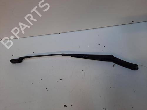 Used Front windshield wiper arm VW TIGUAN (5N_) 2.0 TDI 4motion (140 hp) 28747690