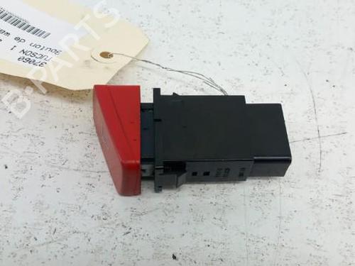 Used Warning switch Warning switch HYUNDAI TUCSON (JM) 2.0 CRDi All-wheel Drive (113 hp) 28768888 28768888