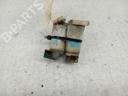 Used Washer pump NISSAN X-TRAIL I (T30) 2.2 dCi 4x4 (136 hp) 28783758