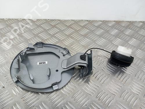 fuel-flap-mazda-6-saloon-gj-gl-2012-28735657 main image