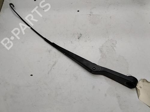 Front windshield wiper arm LAND ROVER FREELANDER I (L314) 2.0 Td4 4x4 | BP28759530C143 